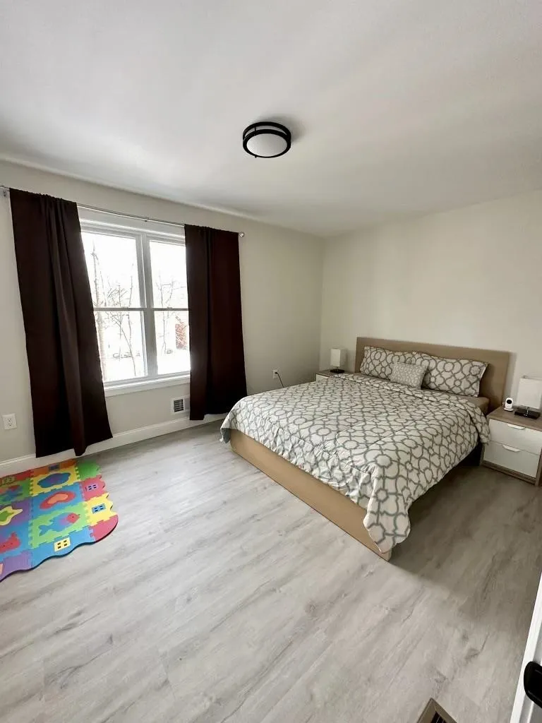 10 Sapphire Lane Nashua NH 03060