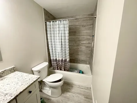 10 Sapphire Lane Nashua NH 03060