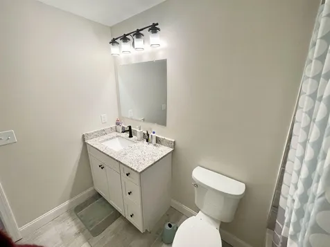10 Sapphire Lane Nashua NH 03060