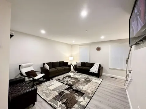 10 Sapphire Lane Nashua NH 03060