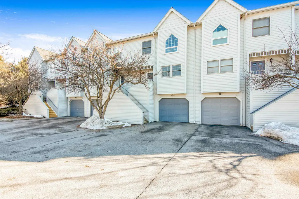 33 Harbor View Road South Burlington VT 05403
