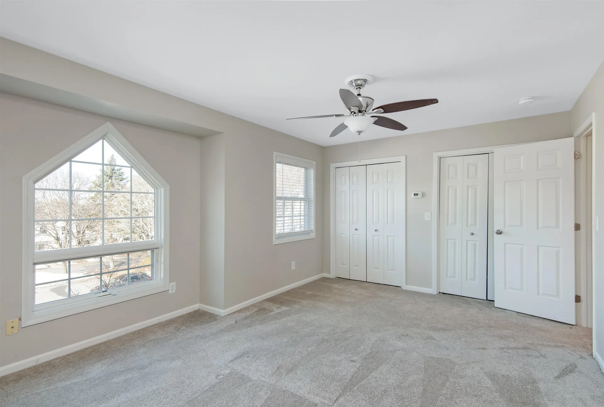33 Harbor View Road South Burlington VT 05403