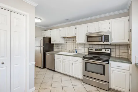 33 Harbor View Road South Burlington VT 05403