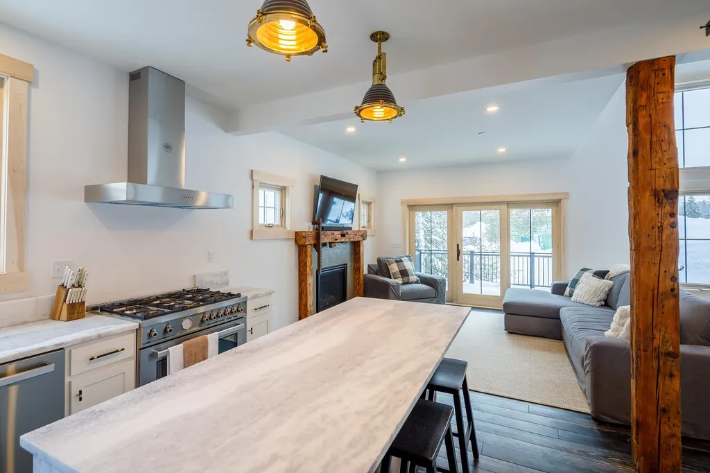 5 Panaway Court Campton NH 03223