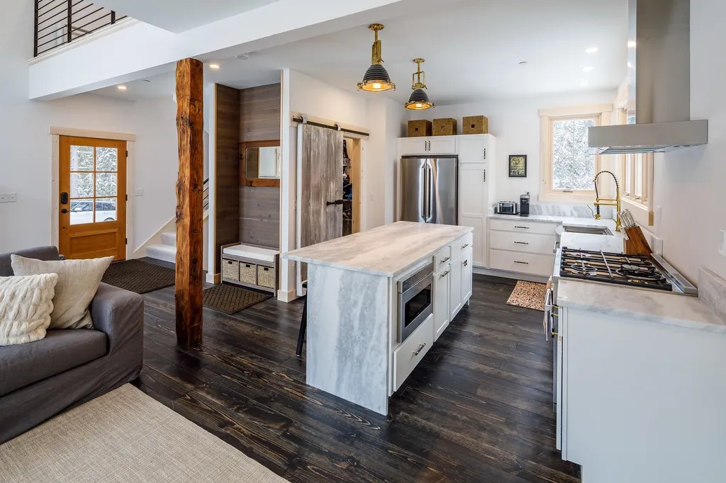 5 Panaway Court Campton NH 03223