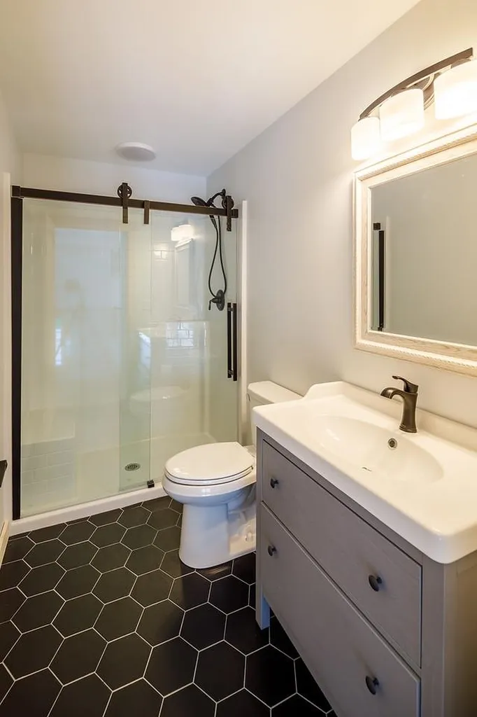 5 Panaway Court Campton NH 03223