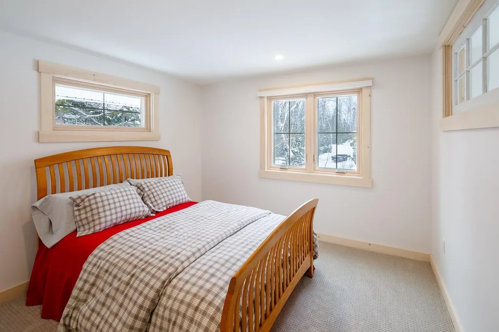 5 Panaway Court Campton NH 03223