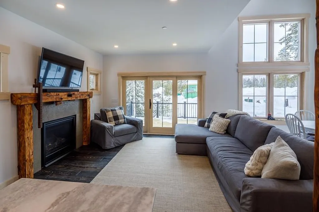 5 Panaway Court Campton NH 03223