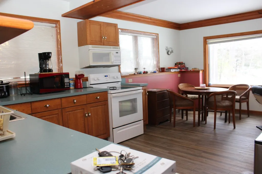 25 Spindle Point Road Meredith NH 03253