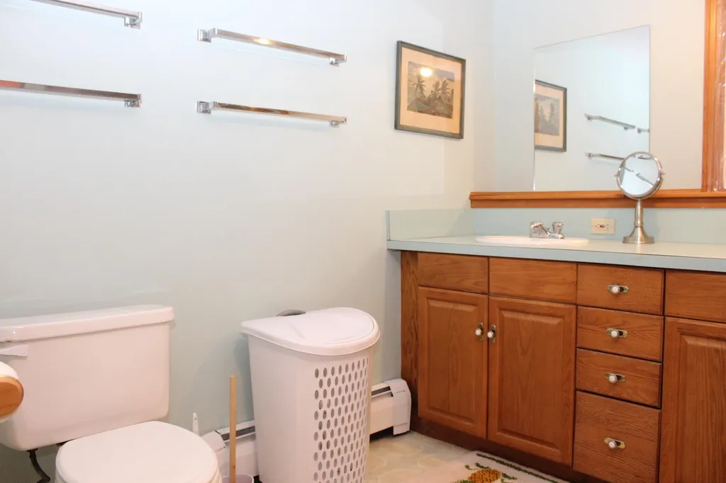 25 Spindle Point Road Meredith NH 03253