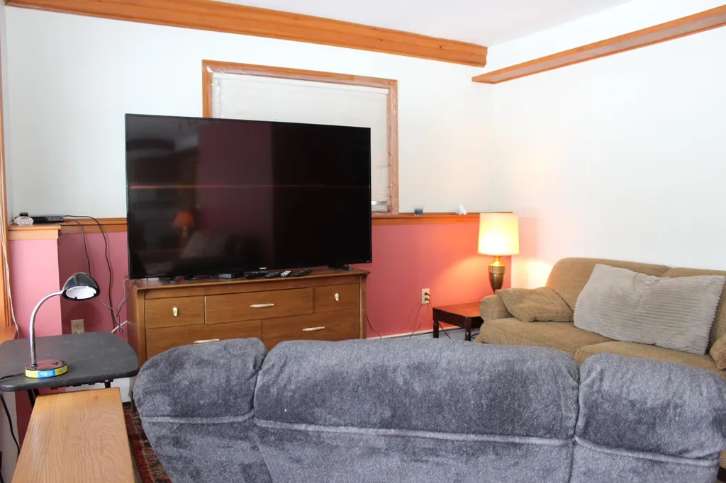 25 Spindle Point Road Meredith NH 03253