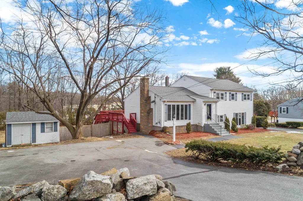 58 Old Rockingham Road Salem NH 03079