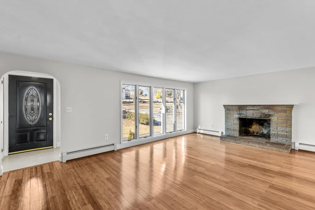 58 Old Rockingham Road Salem NH 03079
