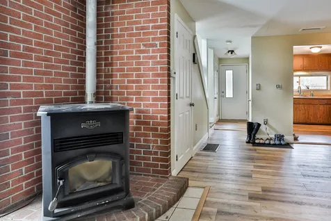 15b David Drive Hudson NH 03051