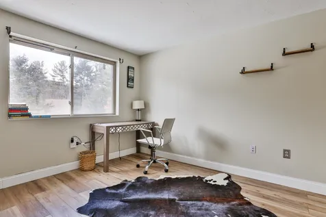 15b David Drive Hudson NH 03051