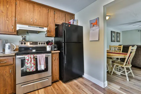 15b David Drive Hudson NH 03051