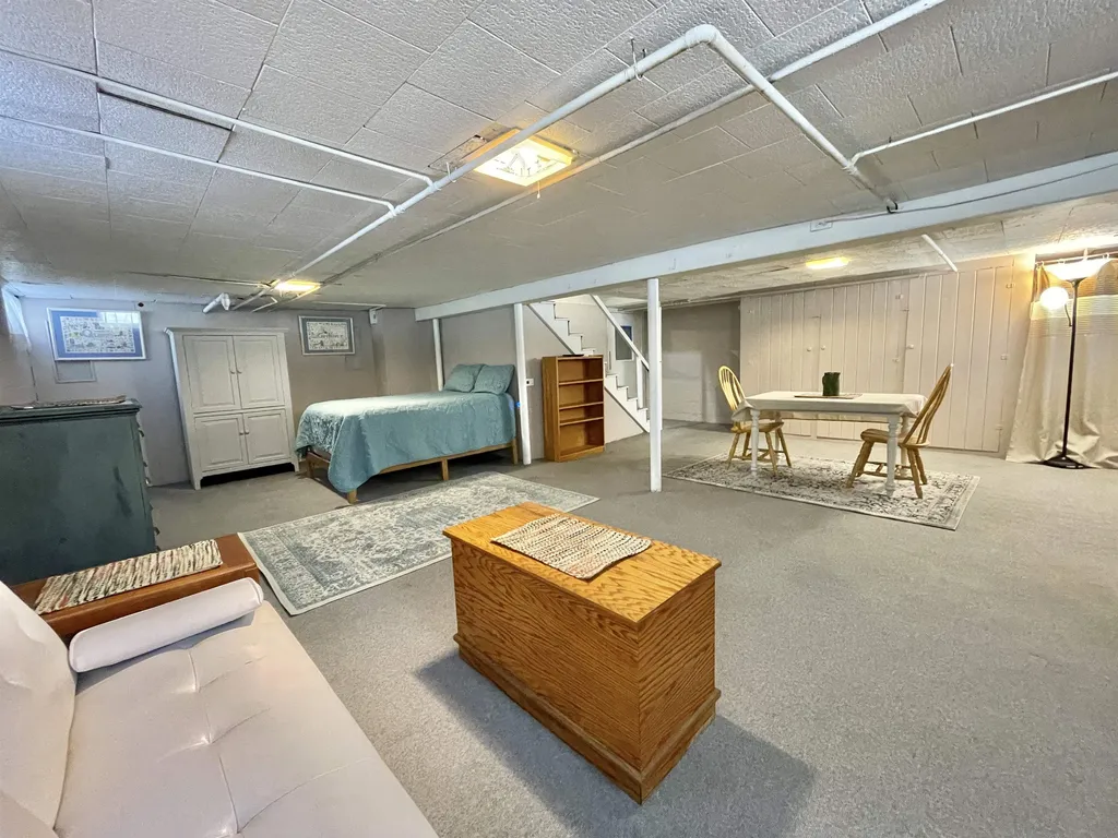 4 Thomas Street Rochester NH 03867