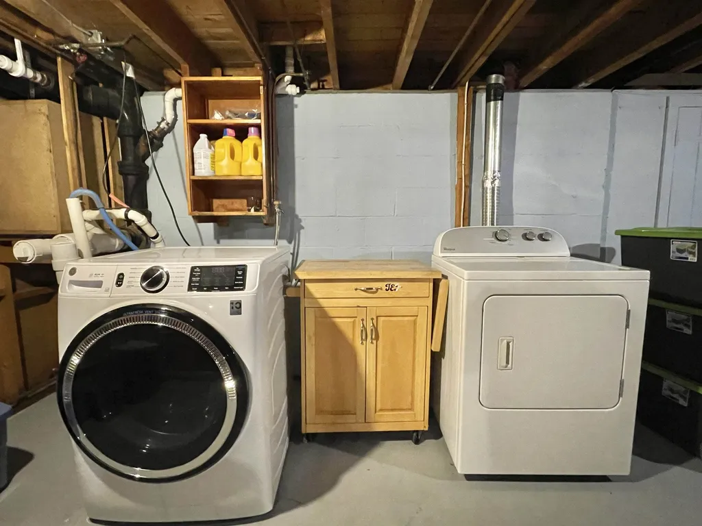 4 Thomas Street Rochester NH 03867