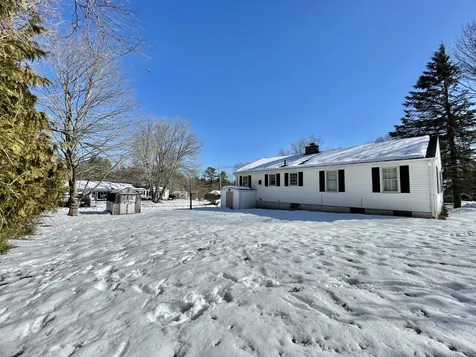 4 Thomas Street Rochester NH 03867