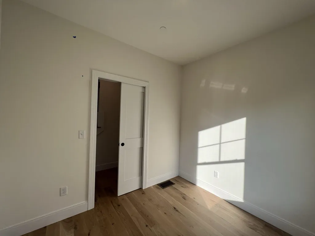 46 Sage Lane Portsmouth NH 03801