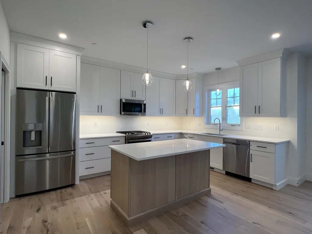 46 Sage Lane Portsmouth NH 03801