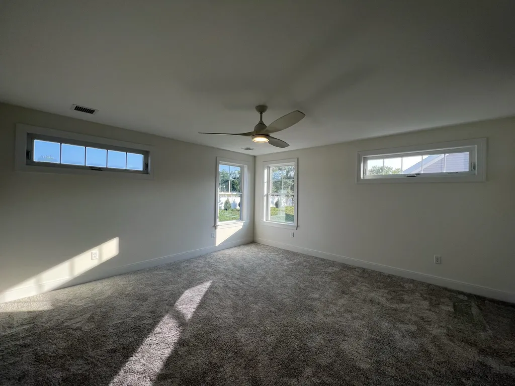 46 Sage Lane Portsmouth NH 03801