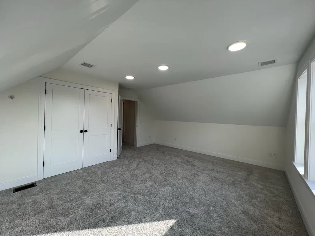 46 Sage Lane Portsmouth NH 03801
