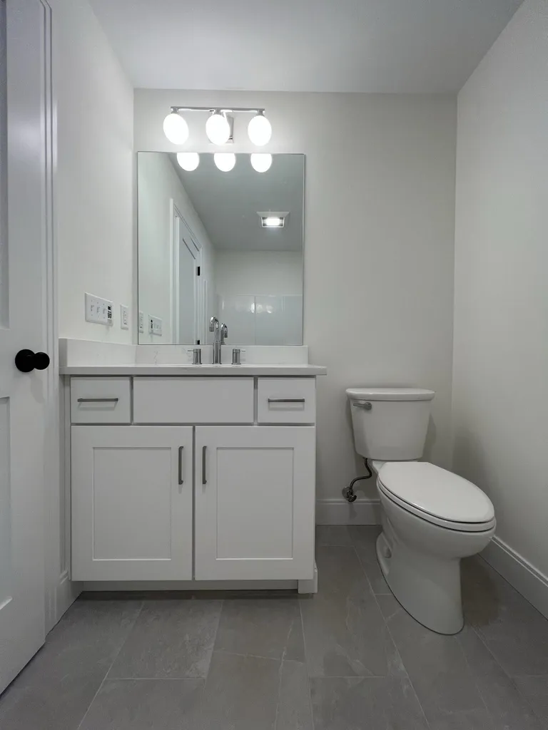46 Sage Lane Portsmouth NH 03801