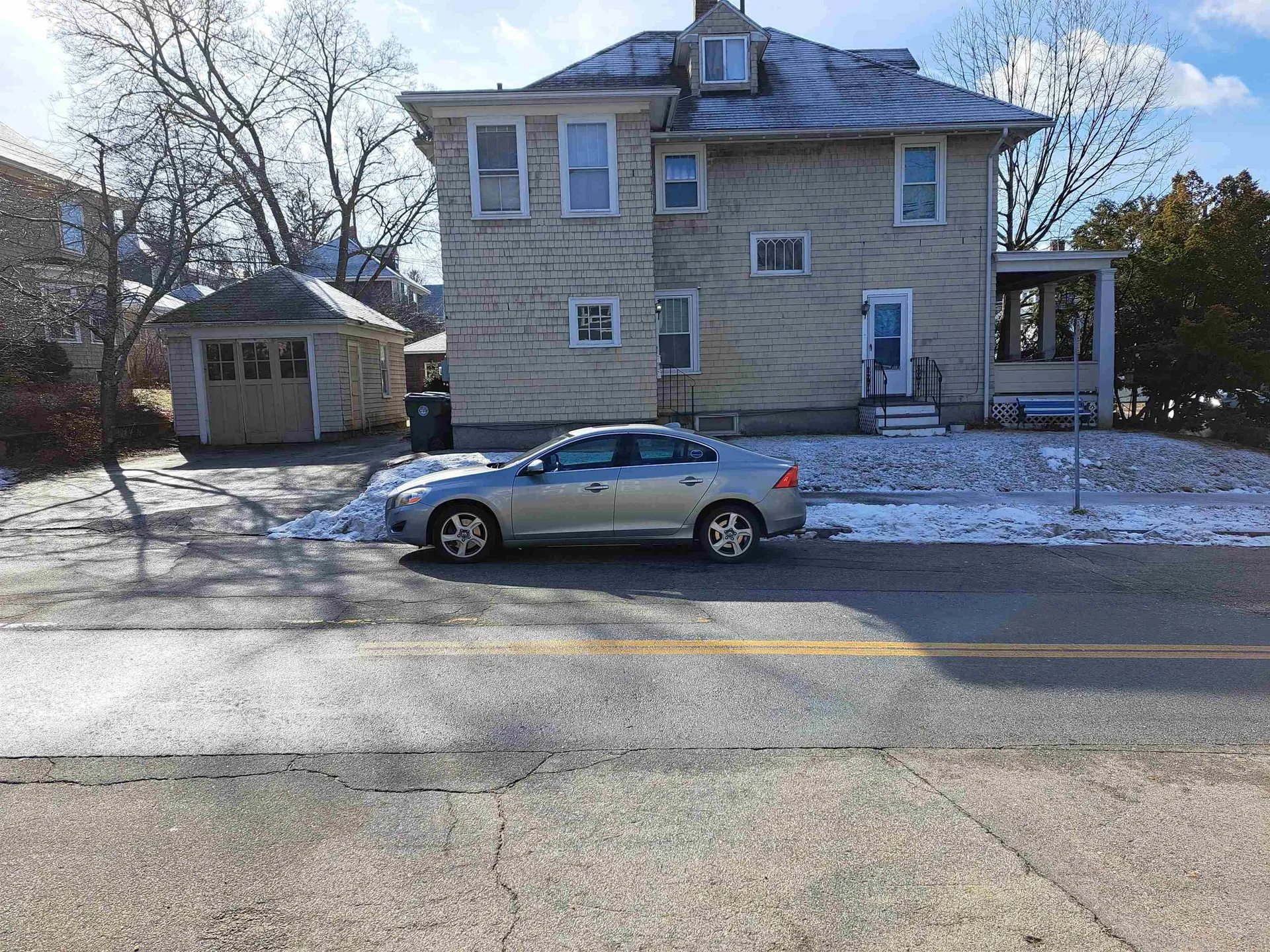 715 Maple Street Manchester NH 03104