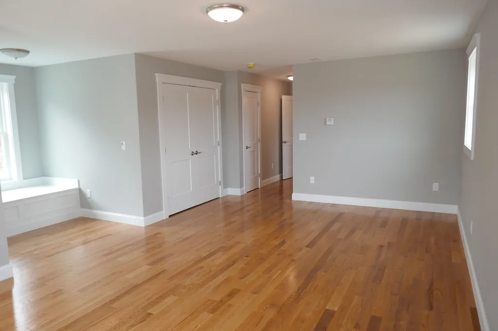 304 Straw Road Manchester NH 03102