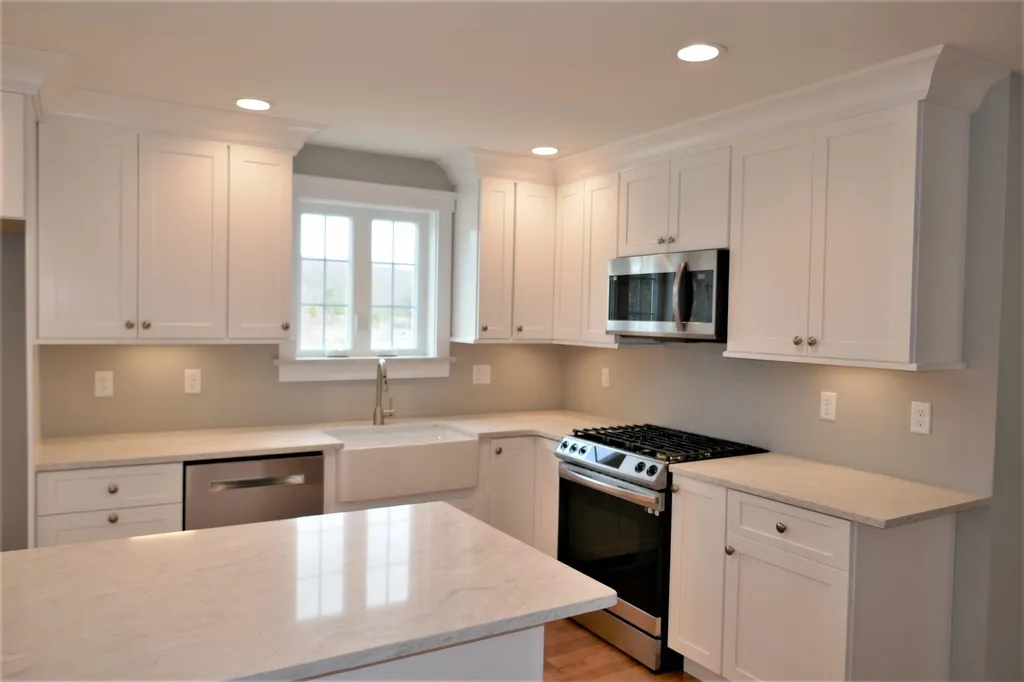 304 Straw Road Manchester NH 03102