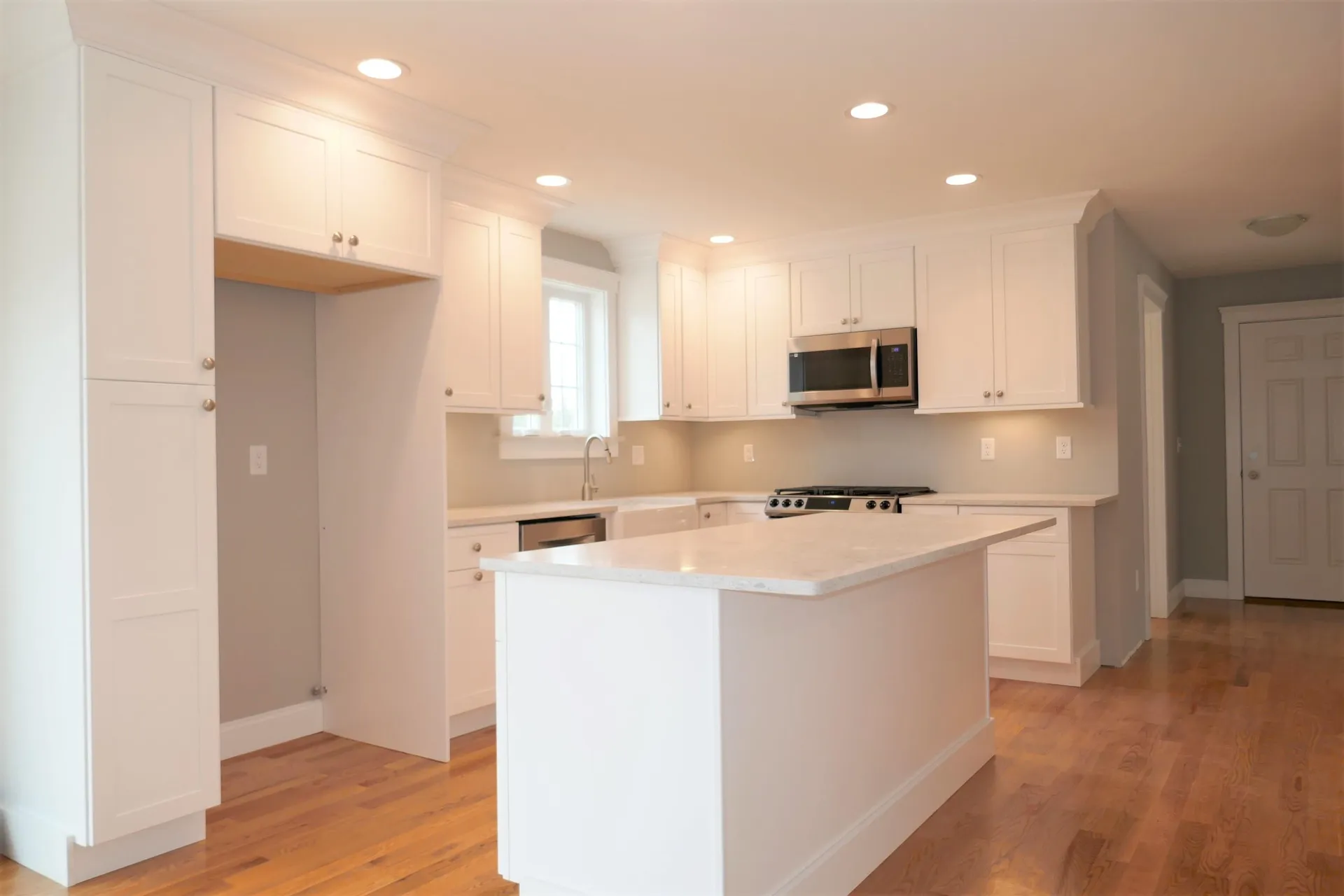 304 Straw Road Manchester NH 03102