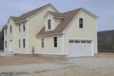 304 Straw Road Manchester NH 03102