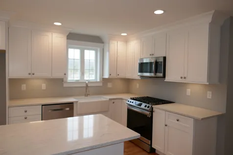 304 Straw Road Manchester NH 03102