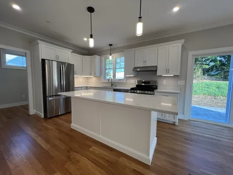 18 Sage Lane Portsmouth NH 03801