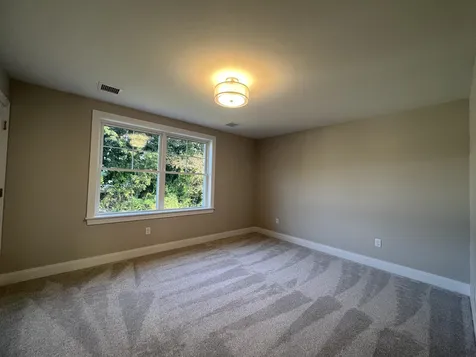 18 Sage Lane Portsmouth NH 03801