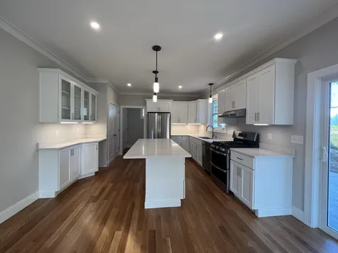 18 Sage Lane Portsmouth NH 03801
