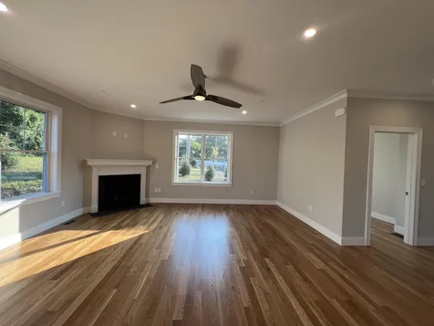 18 Sage Lane Portsmouth NH 03801