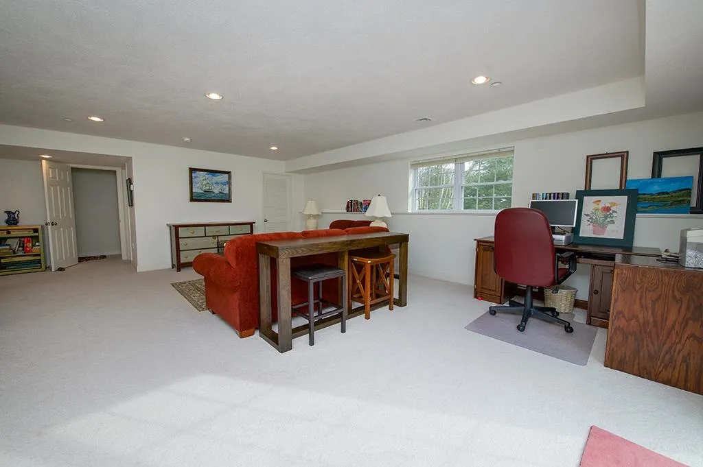 1 Aspen Lane Newton NH 03858