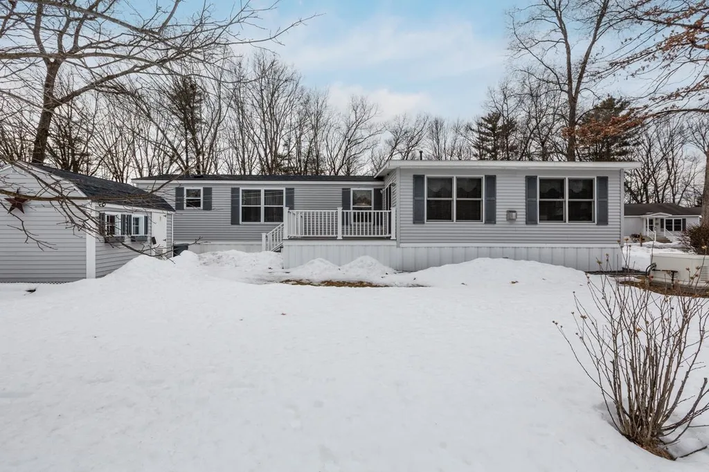 5 Riverview Lane Concord NH 03301