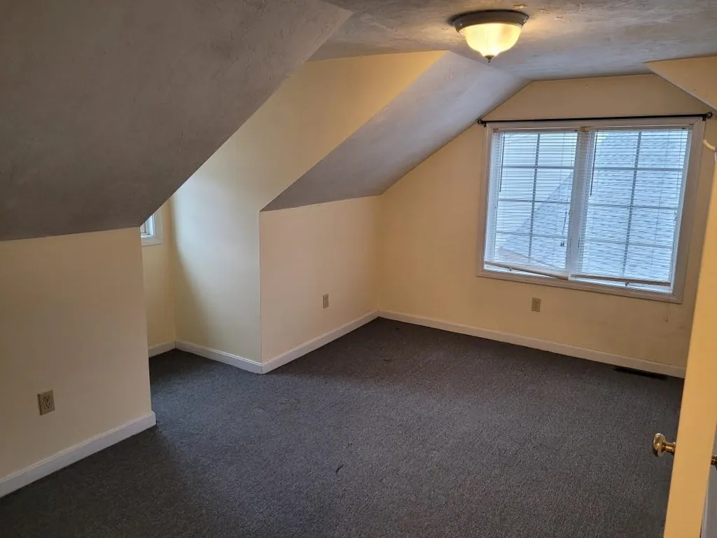 528 Winchester Street Keene NH 03431
