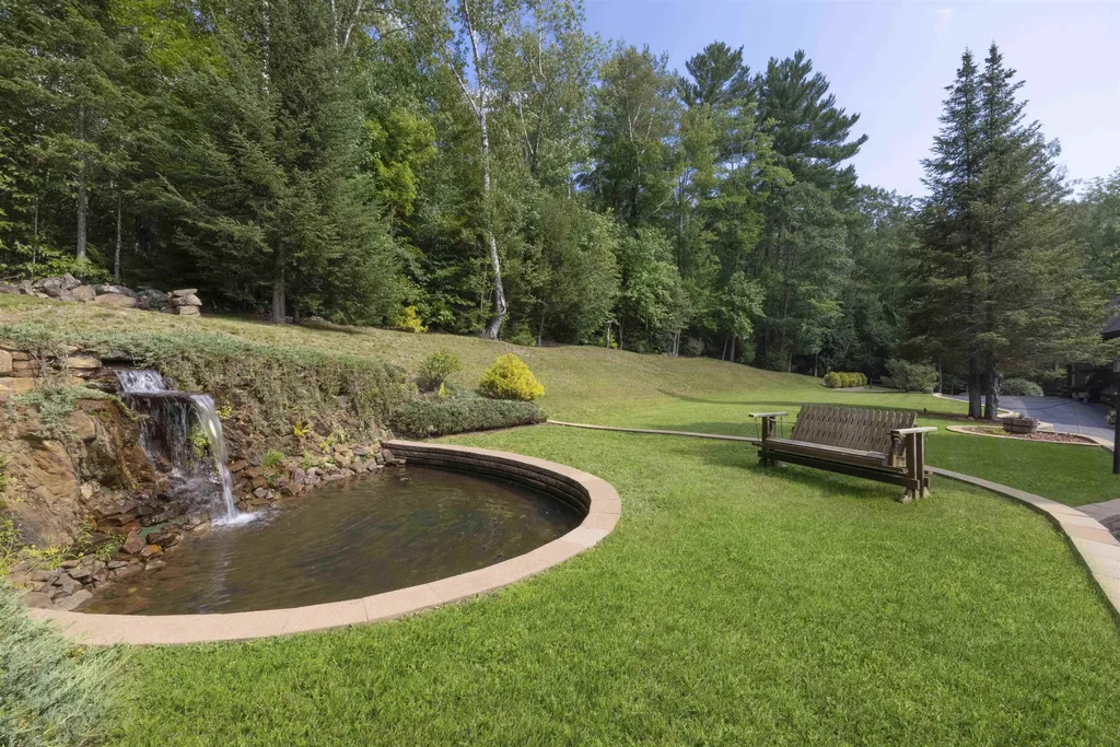 31 Abnaki Trail Campton NH 03223
