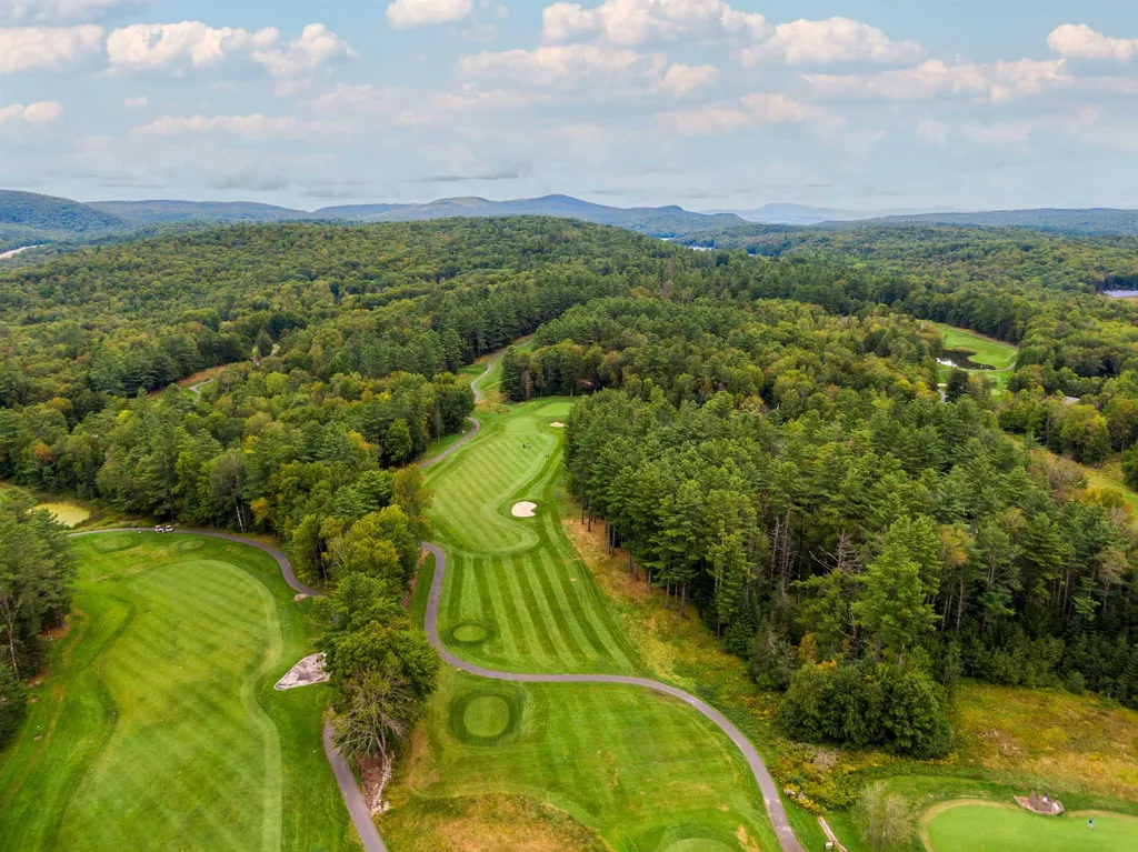 60 College Overlook Grantham NH 03753