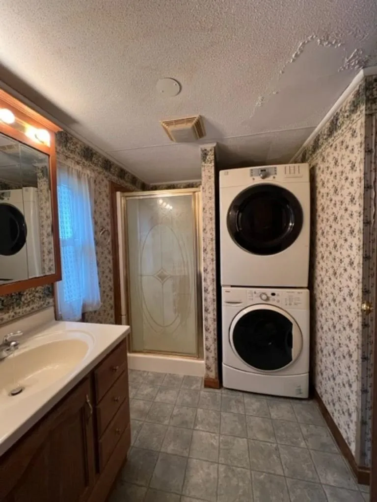 45 Mountainview Road Swanzey NH 03446