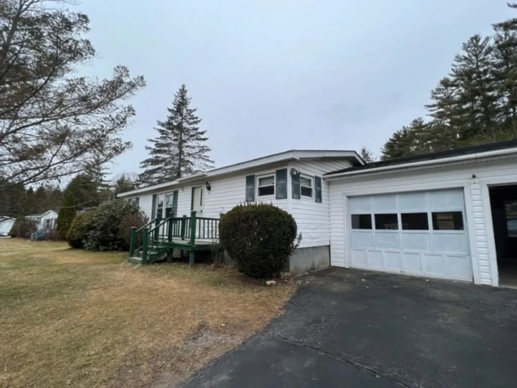 45 Mountainview Road Swanzey NH 03446