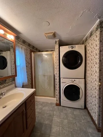 45 Mountainview Road Swanzey NH 03446