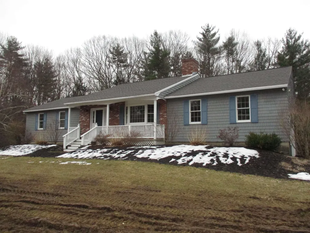 24 Scrabble Road Brentwood NH 03833