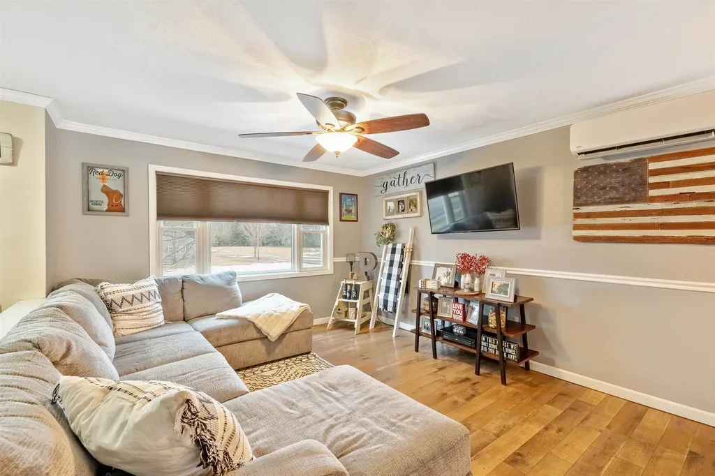 74 Watkins Road Colchester VT 05446