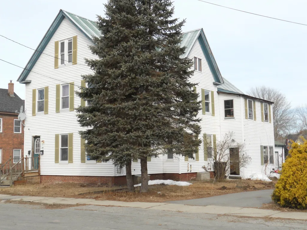 25 West Terrace Street Claremont NH 03743