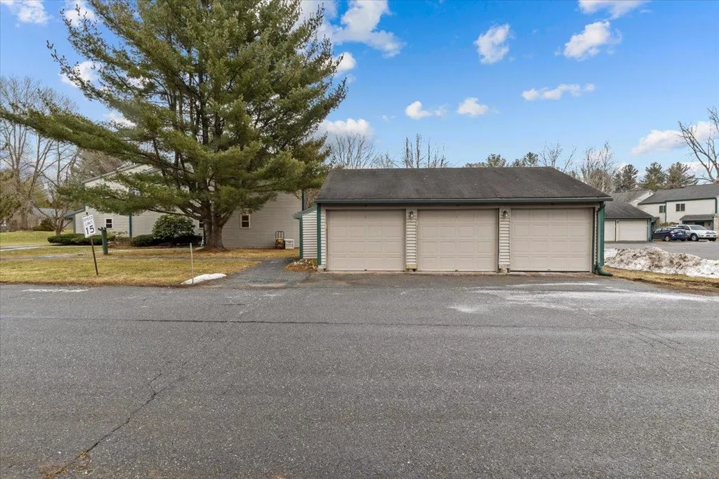 14 Hideaway Lane Williston VT 05495